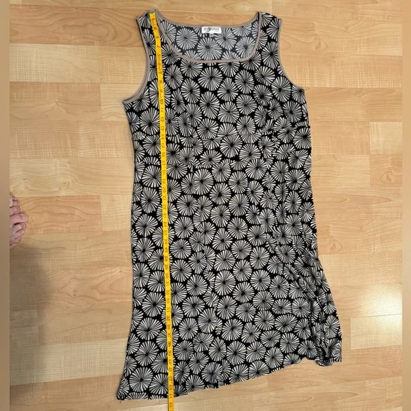 Studio 1 sleeveless dress, size 20w - Picture 5 of 11